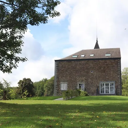 Le Château De Lausprelle Casa de Férias *