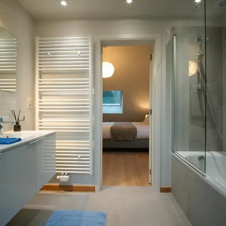 Le Château De Lausprelle Casa de Férias *