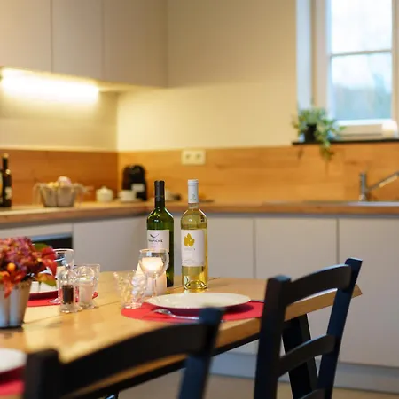 Casa de Férias Le Château De Lausprelle *