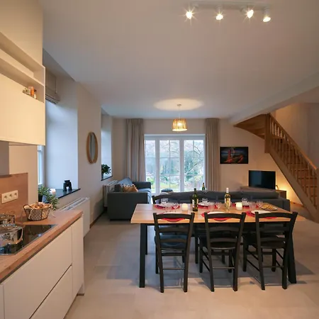 Le Chateau De Lausprelle Дом отдыха
